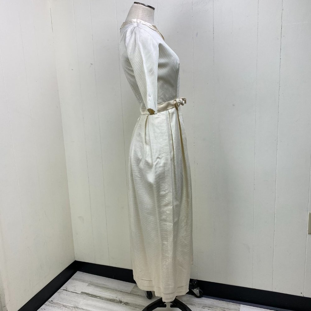 Vintage Ivory Ribbon Bow & Trim Wedding Dress - Picture 9 of 14